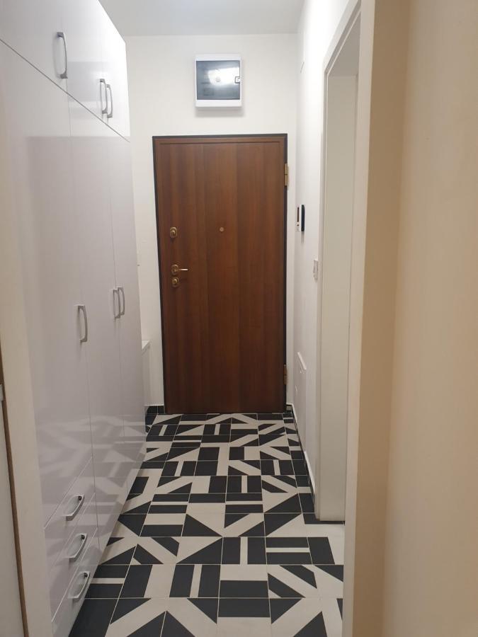 Lux Opera 2 Appartement Banja Luka Buitenkant foto